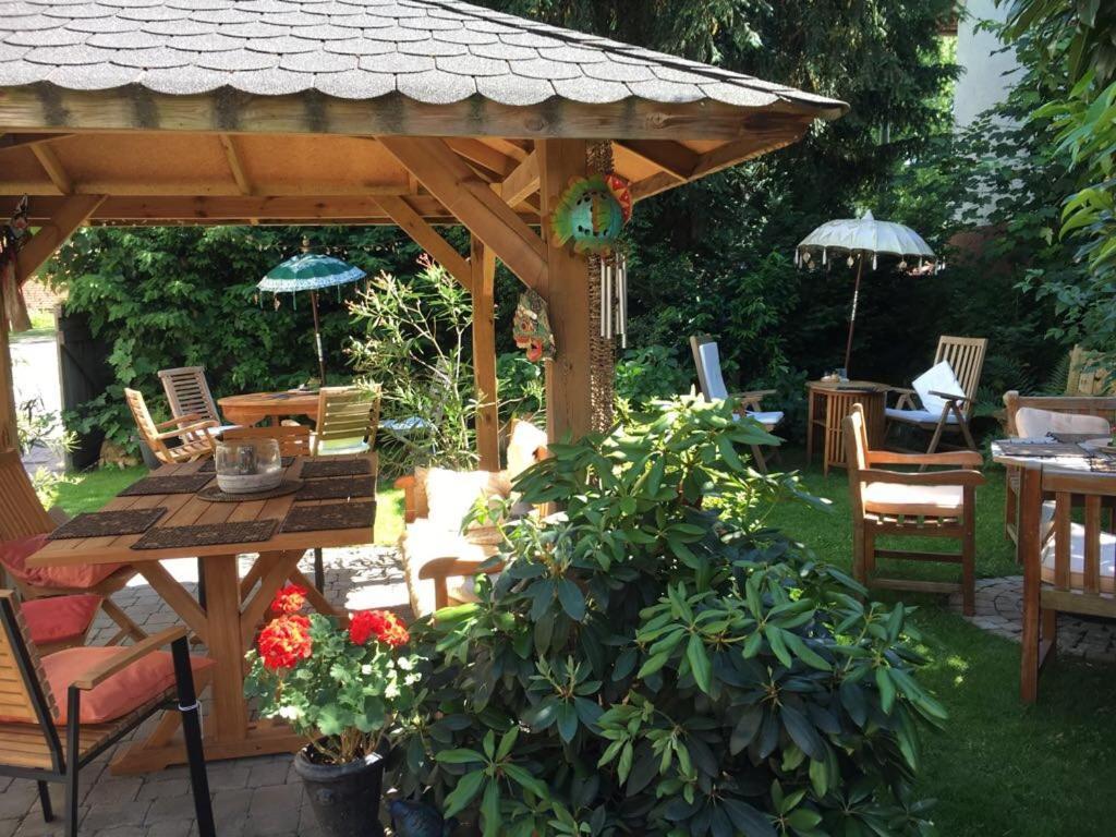 Tektona "Bed & Breakfast" Nidda Exterior photo